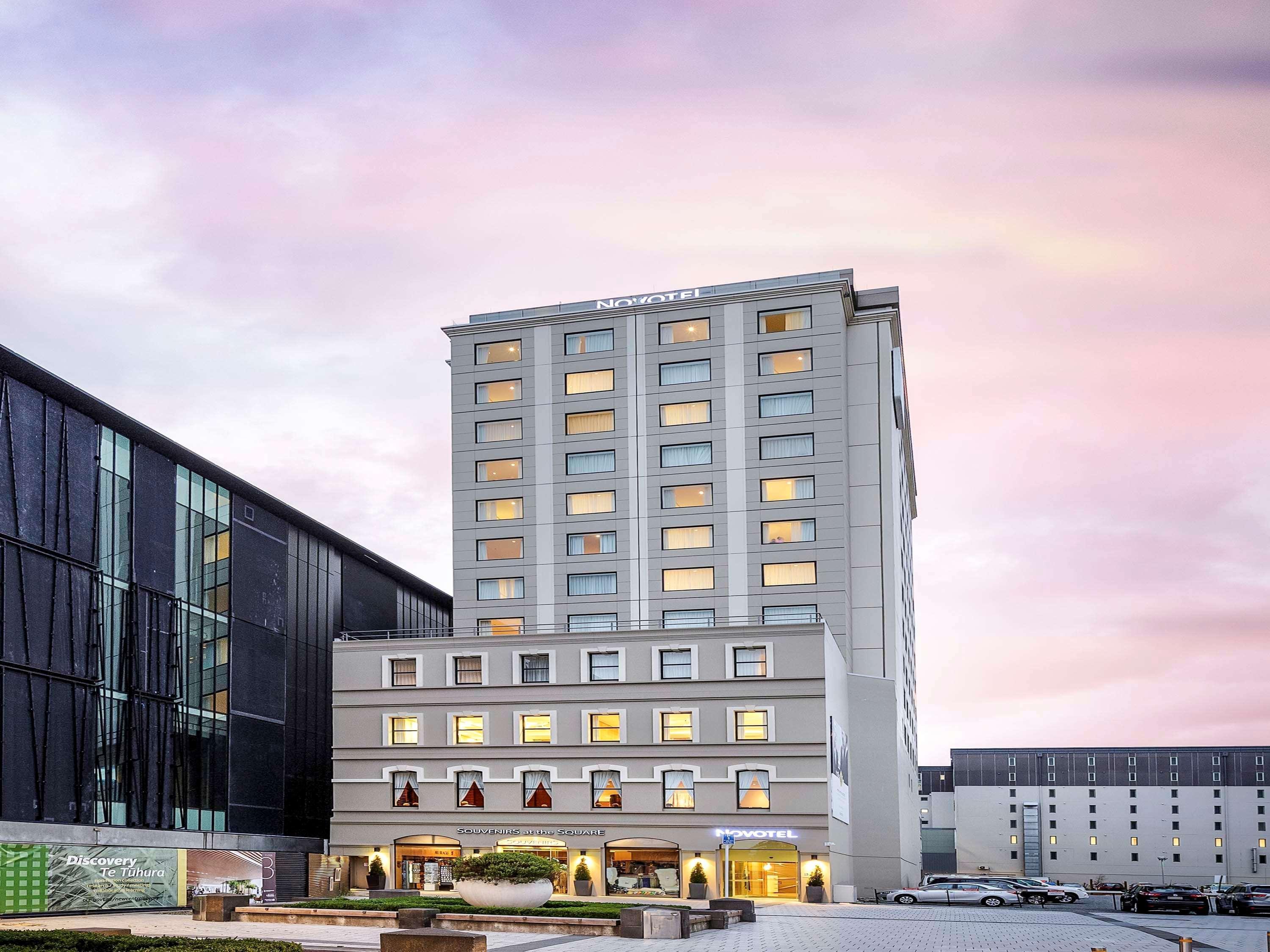 Novotel Christchurch Cathedral Square Exterior foto